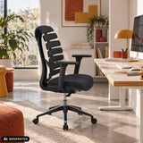 Silla de oficina profesional ERGO LINE II en color negro con respaldo segmentado y base con ruedas de hjh OFFICE (imagen generada por IA)