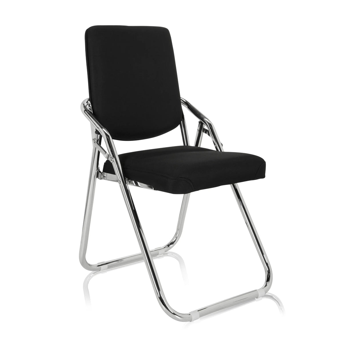 Silla plegable ESTO negra con funda de tela y estructura cromada de hjh OFFICE – vista de 360° (vista frontal en diagonal 40°)