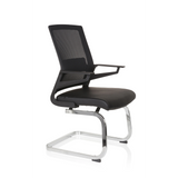 Schwarzer Freischwinger INVENTOR V PRO mit Netzrücken, Armlehnen und Kufengestell von hjh OFFICE – 360-Grad-Ansicht (schräge Frontansicht 60°)