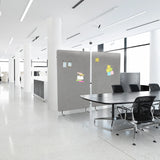 separadores FLEXMIUT STAND de color gris claro con notas adhesivas en una oficina de hjh OFFICE