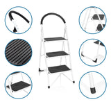 Escalera plegable de tres peldaños SOLID W2 en blanco con peldaños antideslizantes y asa de hjh OFFICE