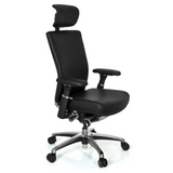 Silla de oficina profesional NOVA negra de cuero con reposacabezas y base de cinco ruedas de hjh OFFICE – vista de 360° (vista frontal en diagonal 60°)
