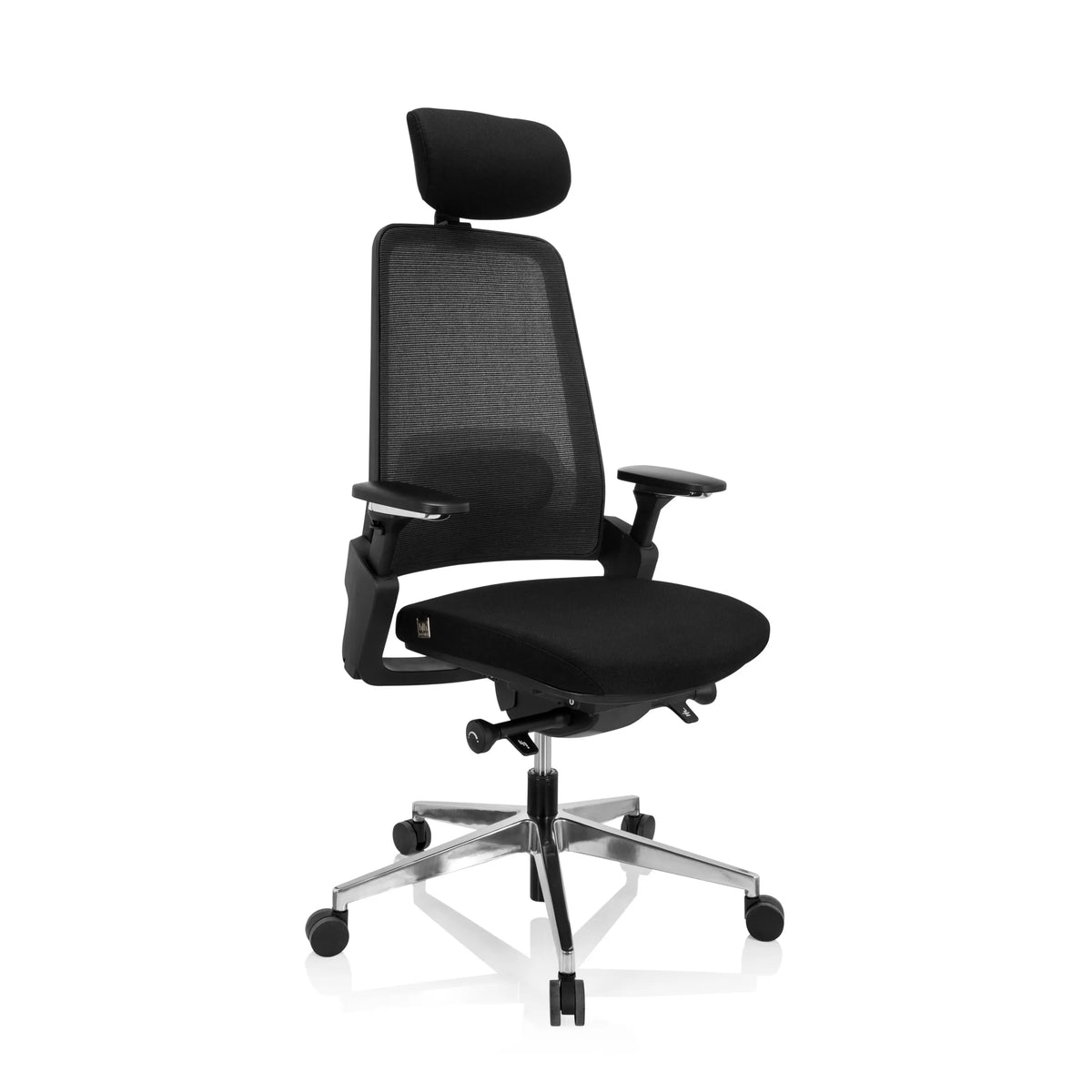 Silla de oficina profesional BRACIO negra con respaldo de malla, reposacabezas y base de cinco ruedas de hjh OFFICE – vista de 360° (vista frontal en diagonal 40°)