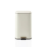 Papelera Clean 1 beige con apertura de pedal y tapa plana de hjh OFFICE – vista de 360° (vista frontal 0°)