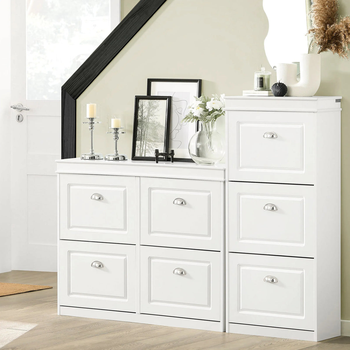 Armario zapatero blanco ESTHA 4 con seis cajones y tiradores plateados de hjh LIVING