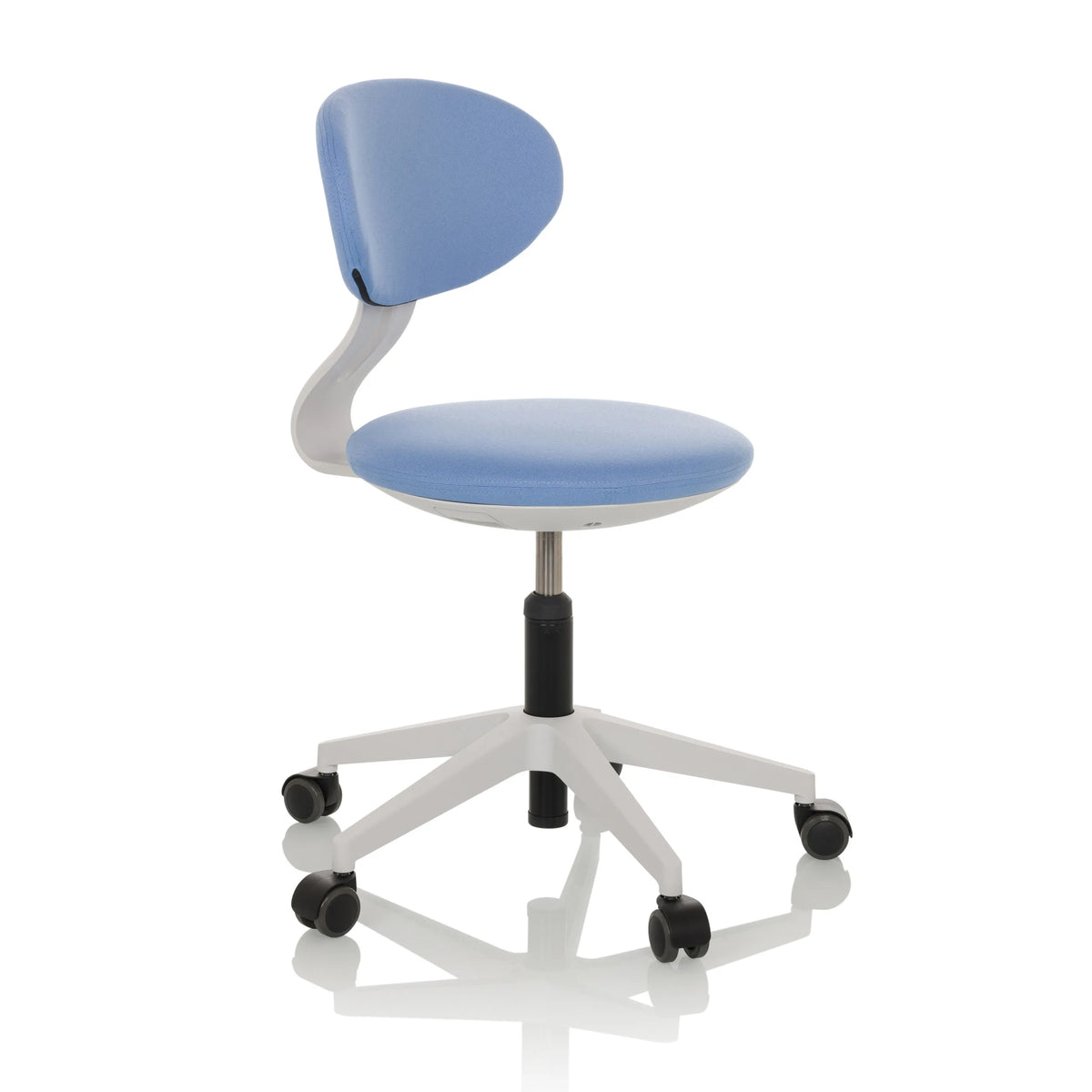 Silla giratoria para niños MINIMOVO azul con base blanca y cinco ruedas de hjh OFFICE – vista de 360° (vista frontal en diagonal 60°)