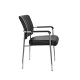 Silla de cuatro patas SOMOS V negra con tapizado de cuero sintético, acolchado capitoné y reposabrazos de hjh OFFICE – vista de 360° (vista lateral 80°)