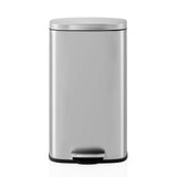 Silberner Mülleimer Clean 15 mit Deckel und Fußpedal von hjh OFFICE – 360-Grad-Ansicht (Frontansicht 0°)