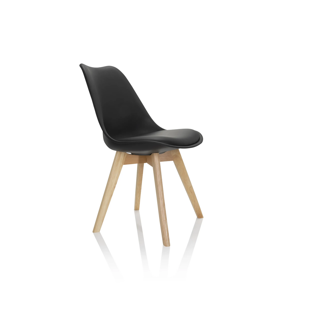 Silla nórdica SCANDI 4 negra con cuatro patas de madera clara de hjh OFFICE – vista de 360° (vista frontal en diagonal 60°)