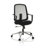 Silla Home Office SEDIOLO B negra con respaldo de malla y base de cinco ruedas de hjh OFFICE – vista de 360° (vista frontal en diagonal 30°)