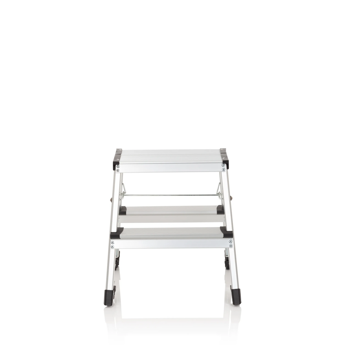 Escalera plegable SOLID VI de aluminio plateada con dos peldaños de hjh OFFICE – vista de 360° (vista frontal 0°)