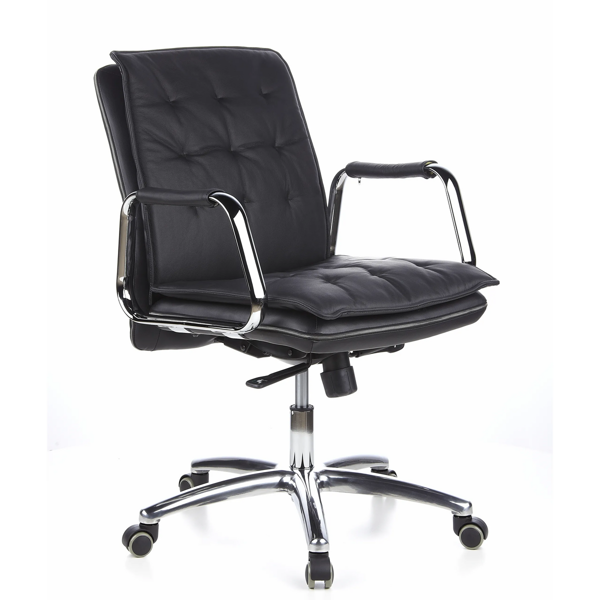 Sillón de oficina profesional VILLA 10 negro con tapizado acolchado y base de cinco ruedas de hjh OFFICE – vista de 360° (vista frontal en diagonal 40°)