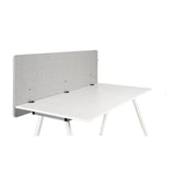 separador de mesa FLEXMIUT D 180 en gris claro jaspeado sobre un escritorio blanco de hjh OFFICE – vista de 360° (vista frontal 0°)