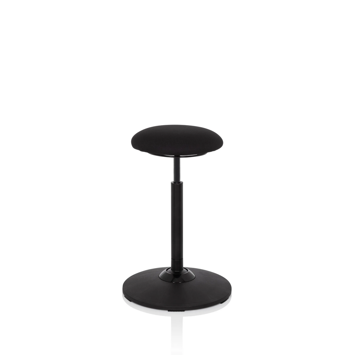 Asiento de pie BALANCE SIT negro con cojín de asiento redondo y base circular de hjh OFFICE – vista de 360° (vista frontal en diagonal 60°)