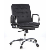 Sillón de oficina profesional VILLA 10 negro con tapizado acolchado y base de cinco ruedas de hjh OFFICE – vista de 360° (vista frontal 20°)