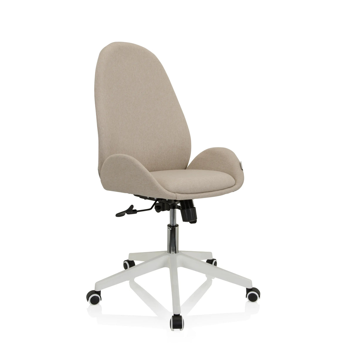 Silla Home Office AVEA I en color beige con reposabrazos y base blanca de cinco ruedas de hjh OFFICE – vista de 360° (vista frontal en diagonal 40°)