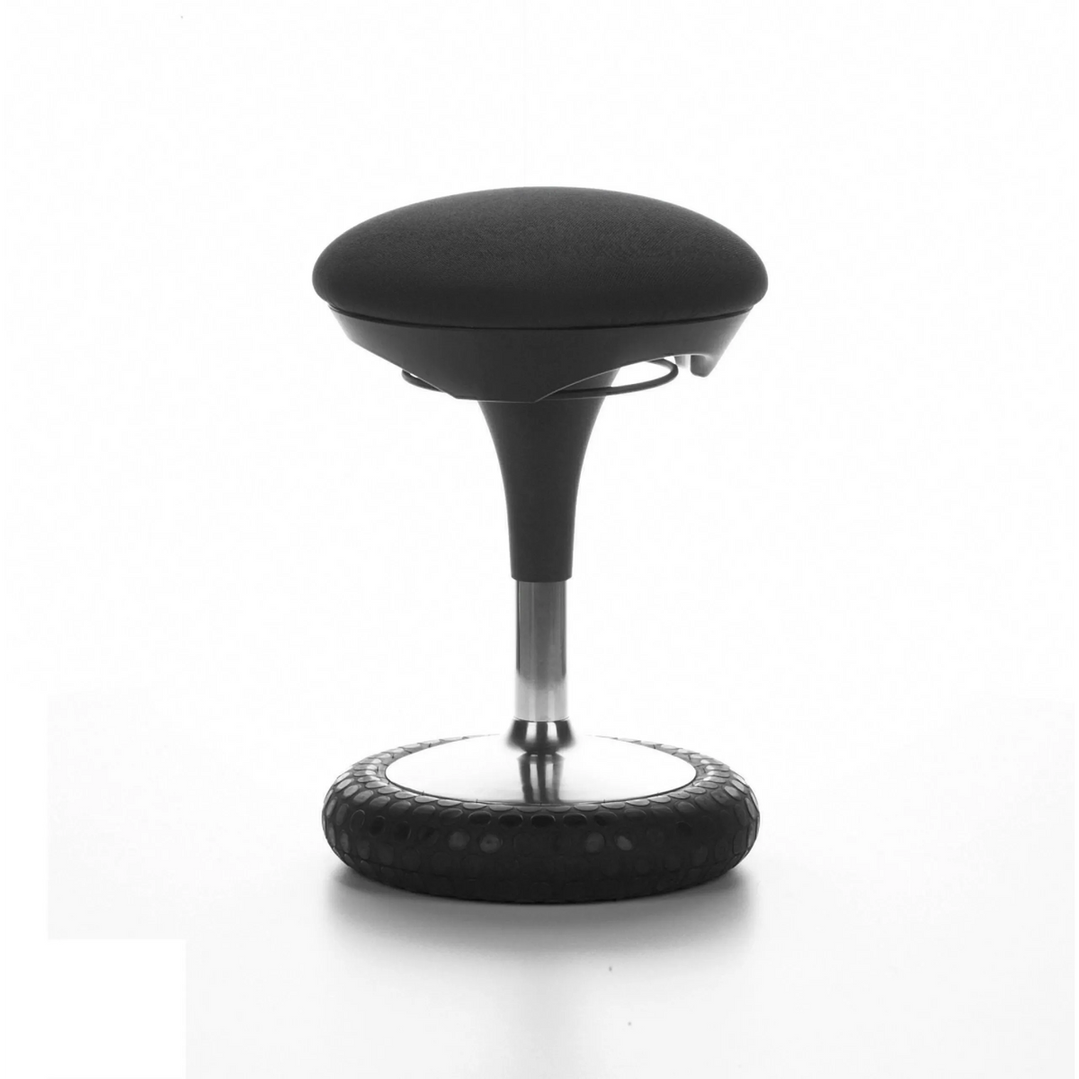 Asiento de pie SITNESS 20 negro con asiento acolchado y base redonda de Topstar – vista de 360° (vista frontal en diagonal 40°)