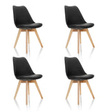 Set de cuatro sillas nórdicas SCANDI 4 negras con patas de madera clara de hjh OFFICE