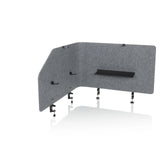 Separador de mesa FLEXMIUT T TOP gris con estante integrado y pinzas de fijación de hjh OFFICE – vista de 360° (vista frontal 15°)
