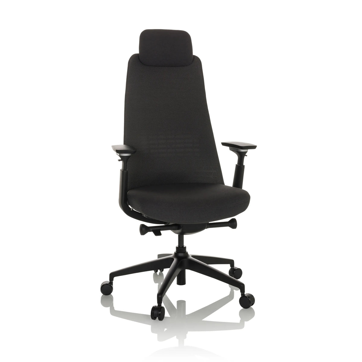 Silla de oficina profesional YUCANO negra con respaldo de malla, reposacabezas y base de cinco ruedas de hjh OFFICE – vista de 360° (vista frontal 15°)