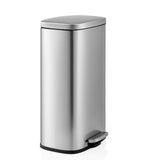 Papelera Clean 15 plateada con tapa y pedal de hjh OFFICE – vista de 360° (vista frontal en diagonal 60°)