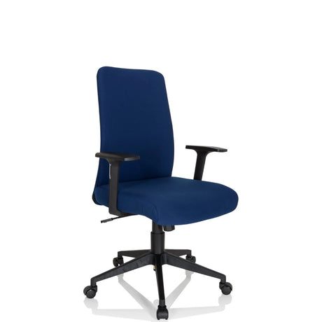 Silla Home Office COSIO I con tapizado de tela azul, reposabrazos negros y ruedas de hjh OFFICE