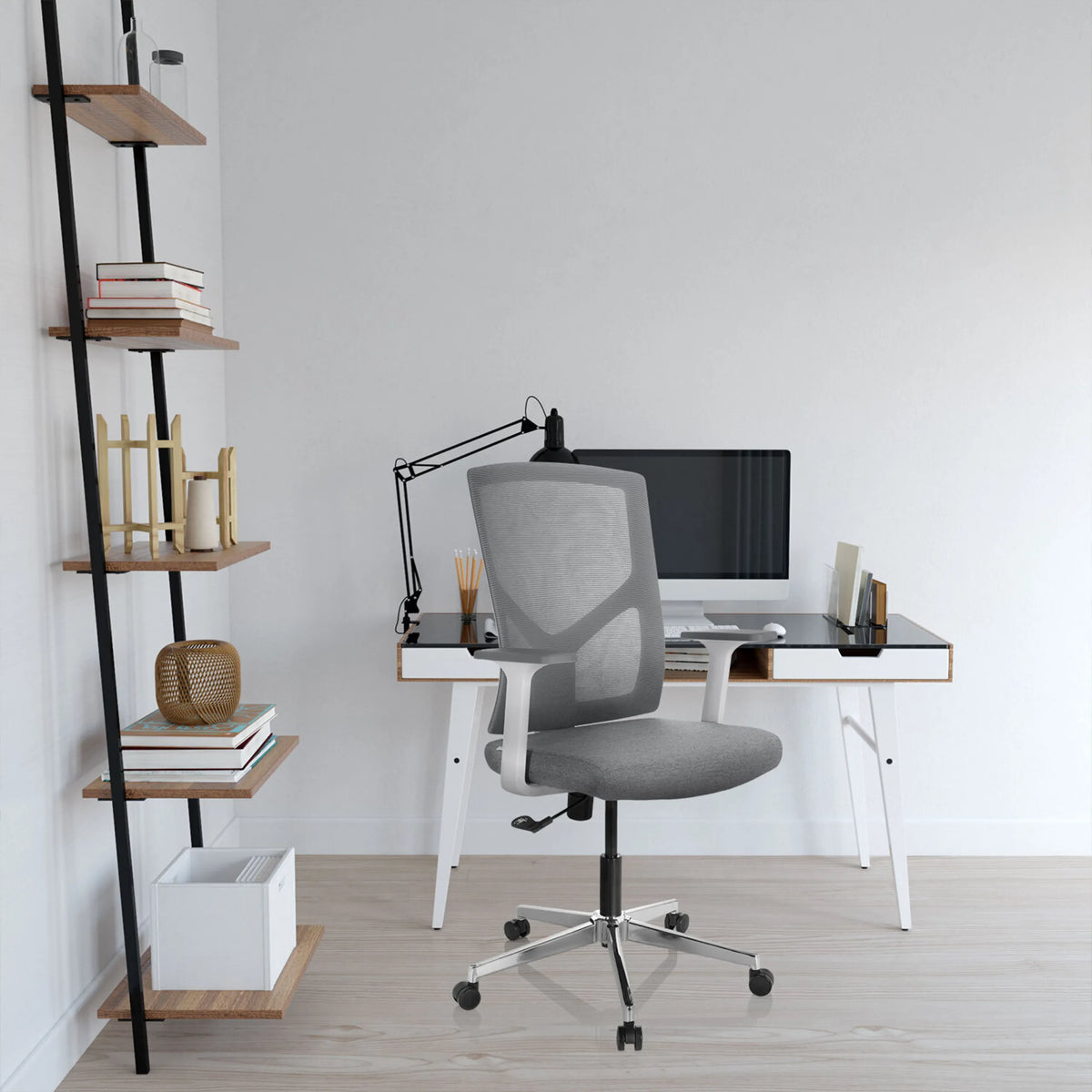 Silla Home Office BRETON BASE W gris con respaldo de malla y reposabrazos de hjh OFFICE