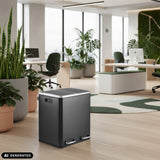 Papelera negra Clean 9 con dos compartimentos en una oficina de hjh OFFICE (imagen generada por IA)