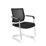 Silla de viga voladiza LEVIA V negra con respaldo de malla, reposabrazos y estructura de patín de hjh OFFICE – vista de 360° (vista frontal en diagonal 40°)