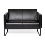 Schwarzes Loungesofa BALI BLACK als Zwei-Sitzer mit Armlehnen und Metallgestell von hjh OFFICE – 360-Grad-Ansicht (Frontansicht 0°)