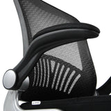 Reposabrazos de la silla de viga voladiza FLYER PRO V con tapicería negra y respaldo de malla de hjh OFFICE