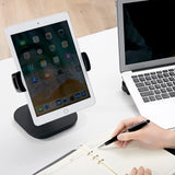 Soporte para teléfono móvil y tableta FLEXMOBI IV en color negro con una tableta colocada sobre un escritorio blanco de hjh OFFICE
