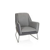Sillón tapizada LAGUN en color gris claro con detalles en gris oscuro y patas de metal de hjh OFFICE – vista de 360° (vista frontal 20°)