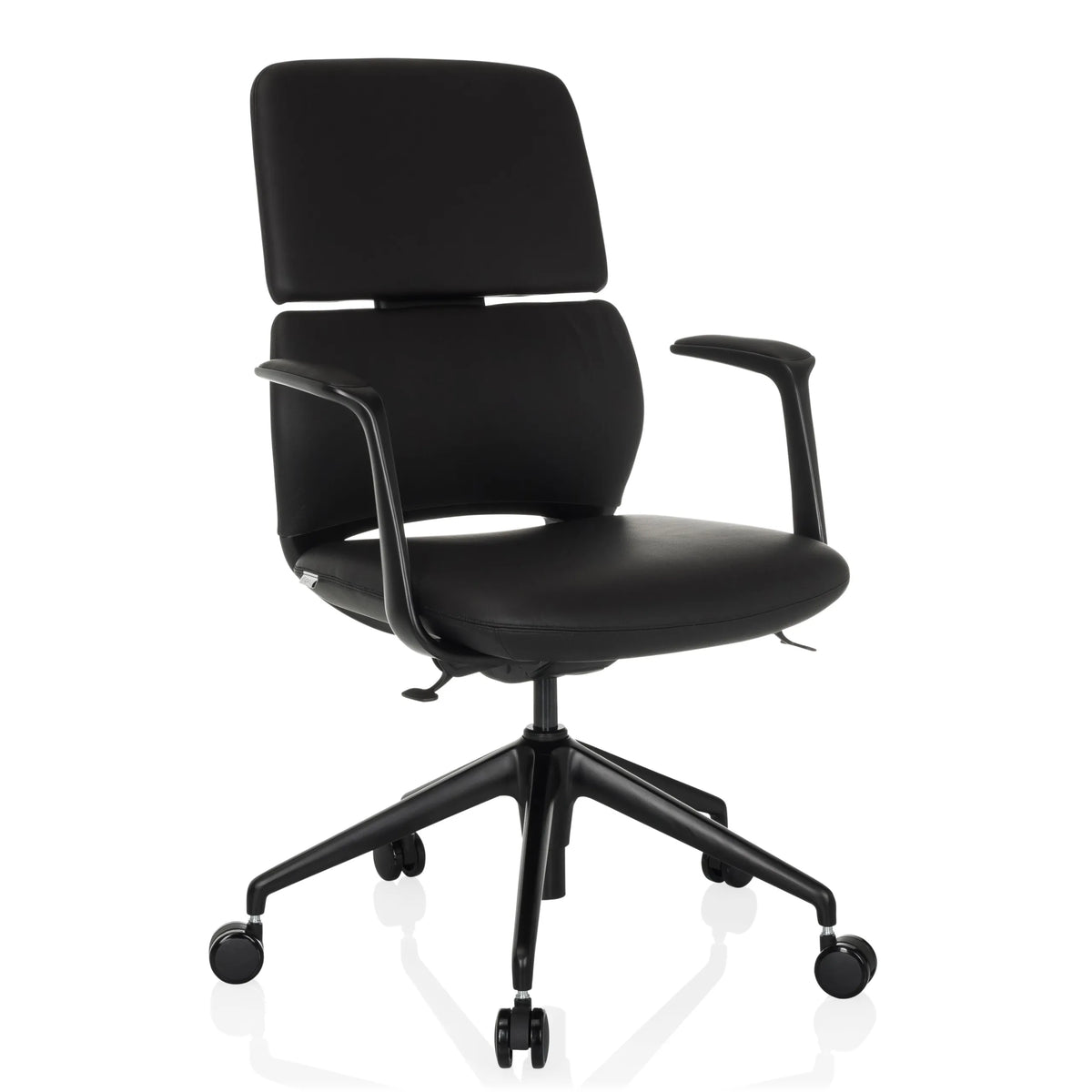 Silla de oficina profesional ATMOS DESIGNER negra con reposabrazos y base de cinco ruedas de hjh OFFICE – vista de 360° (vista frontal en diagonal 30°)