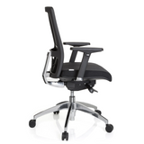 Silla de oficina profesional ASTRA BASE negra con reposabrazos y base de cinco ruedas de hjh OFFICE – vista de 360° (vista lateral 100°)