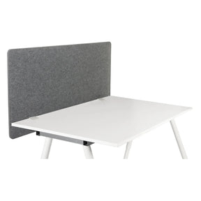 Separador de mesa FLEXMIUT 3D gris de forma rectangular sobre un escritorio blanco de hjh OFFICE