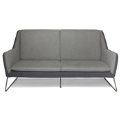 Sofá de diseño LAGUN en color gris claro con detalles en gris oscuro y patas metálicas delgadas de hjh OFFICE