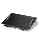 Reposapiés PODI III negro con superficie acanalada y estructura cromada de hjh OFFICE