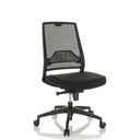 Silla de oficina profesional PORTO ECO I en negro con respaldo de malla y asiento acolchado de hjh OFFICE