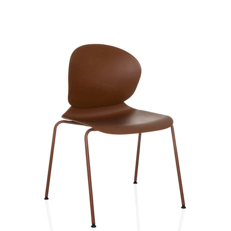 Silla de cuatro patas T36 VI de color marrón rojizo con asiento curvo y patas delgadas de hjh OFFICE