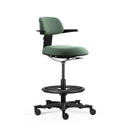 Silla de trabajo verde TOP WORK 40 con base, aro reposapiés y reposabrazos negros de hjh OFFICE