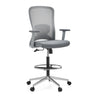 Silla de mostrador Top Work 44 W gris con respaldo de malla, aro reposapiés y base con ruedas de hjh OFFICE