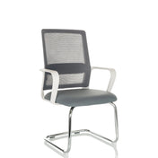 Silla de viga voladiza VISITER W gris con respaldo de malla y estructura cromada de hjh OFFICE